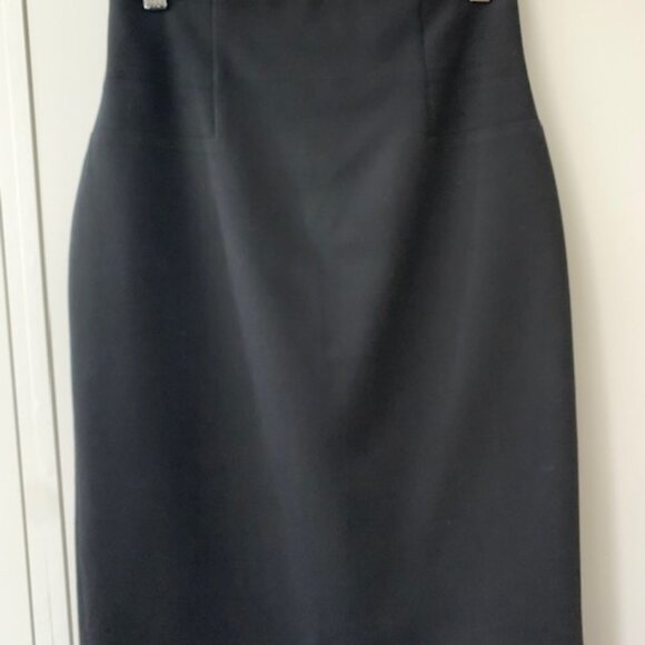 Straight skirt - Picture 1 of 7